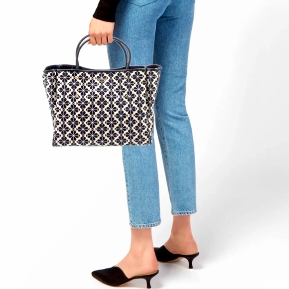 Kate Spade Navy Flower Jacquard Medium Tote Bag used very gently - Picture 2 of 13
